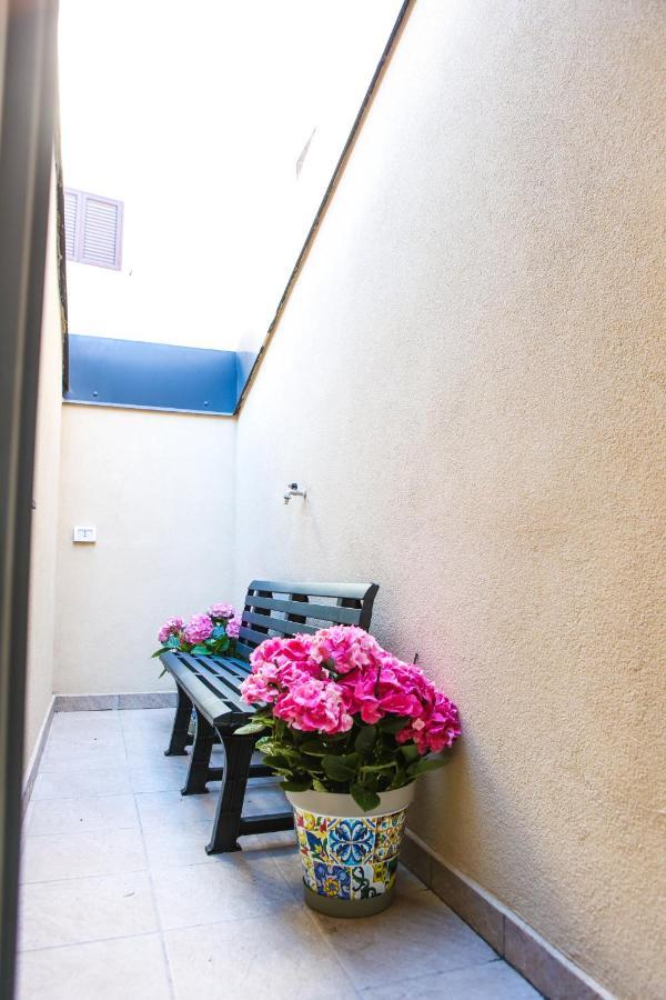 Beatrix Home Катания Экстерьер фото